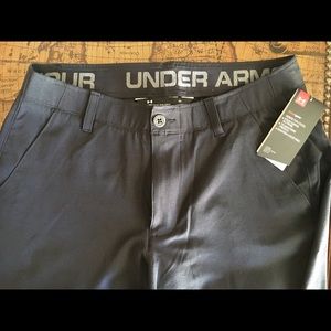 Men’s Under Armour Black Slacks- 32
